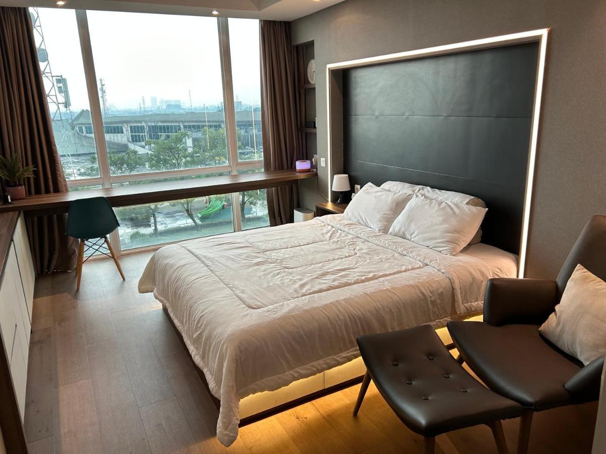 U Residence 2 Studio Apartment Pool View Tangerang Extérieur photo